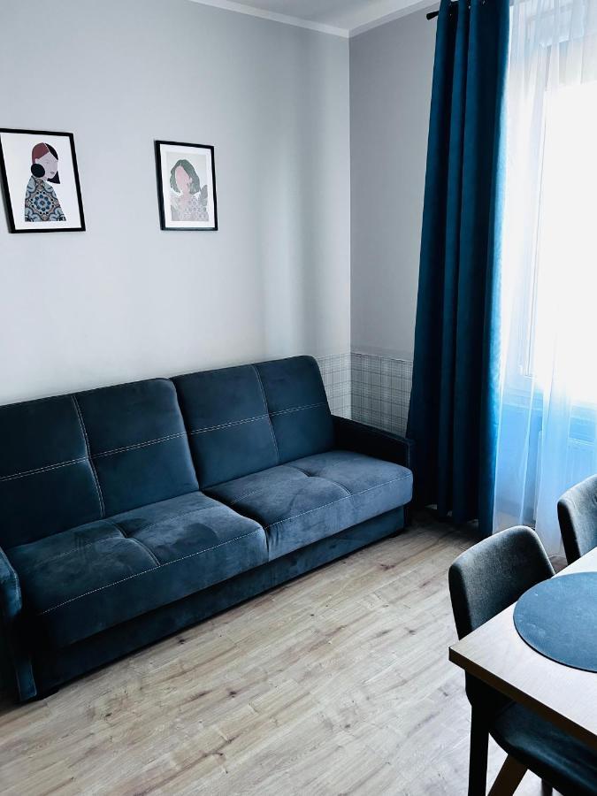 Apartament Walczaka 43 Miejsce Parkingowe กอร์ซุฟเวียลคอปอลสกี ภายนอก รูปภาพ